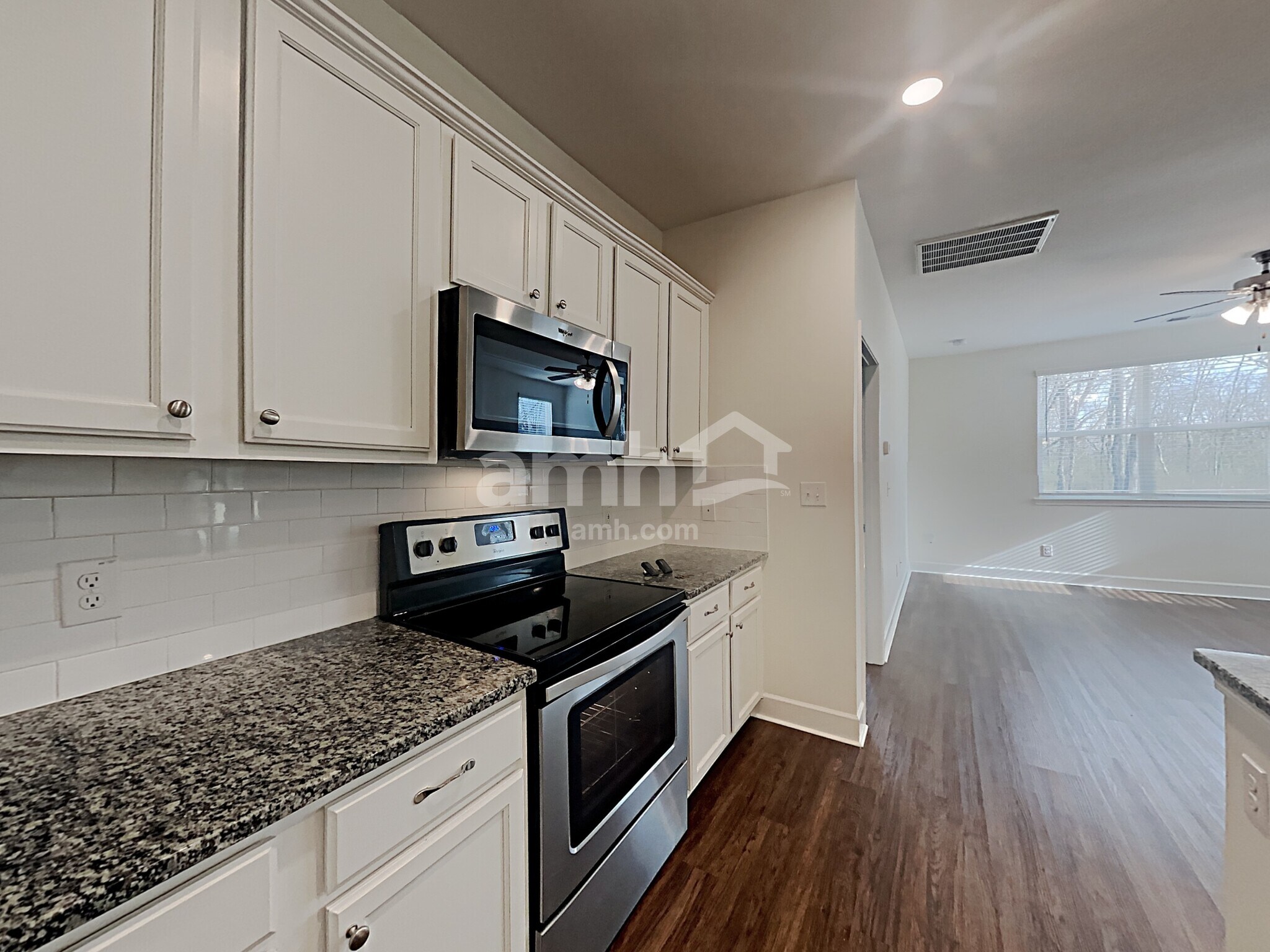 Building Photo - 4324 Longfellow Dr