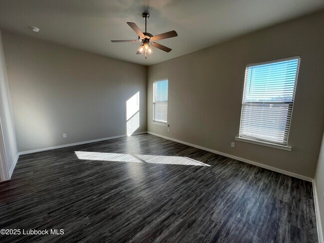 Building Photo - 2137 Kirksey Ave