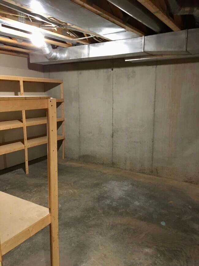 Building Photo - 23512 W 73rd St