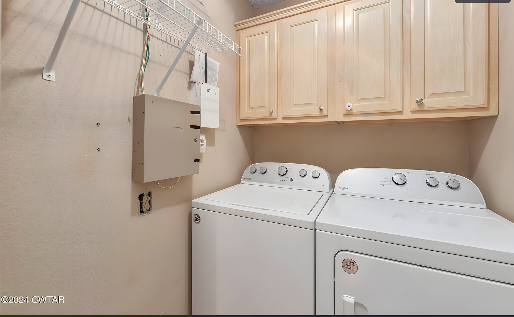 Building Photo - 70 Richfield Cv