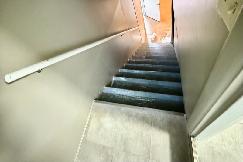 Building Photo - 701 NE 22nd Ave