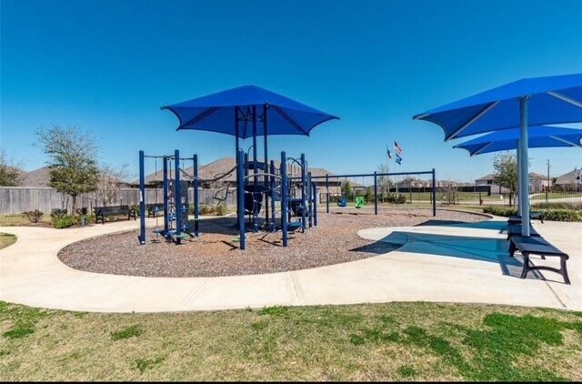 Building Photo - 3226 Memorial Way