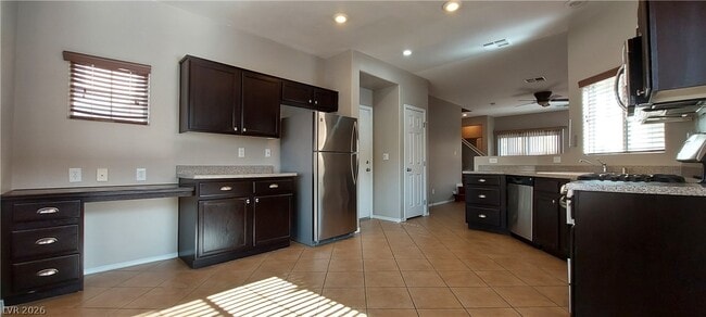 Building Photo - 10613 Golden Aspen Ct