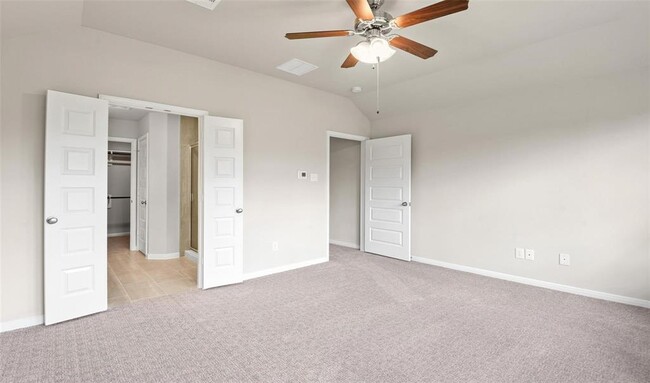 Building Photo - 7349 Hinsdale Dr