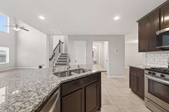 Building Photo - 18343 Stablewood Manor Trail