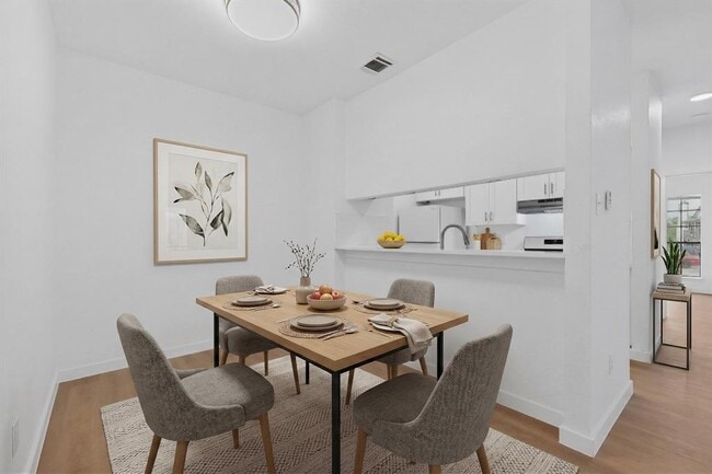 Building Photo - 11306 Nicole Cove