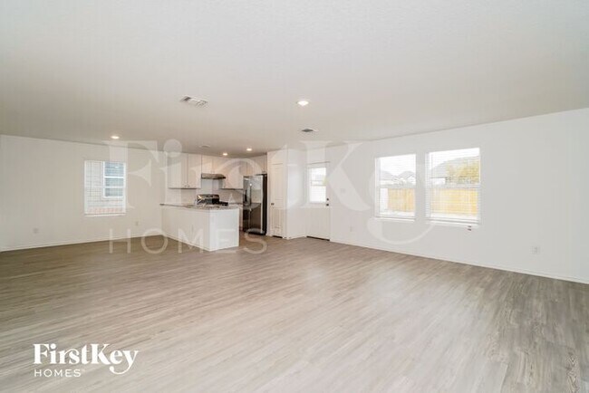 Building Photo - 6459 Cibolo Springs