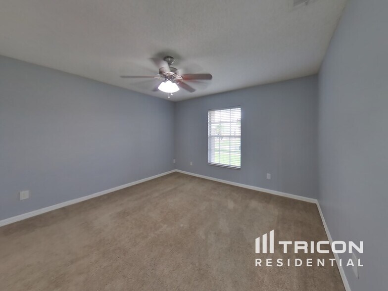 Building Photo - 1716 Golden Poppy Ct