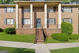 Building Photo - 99 Rhett Butler Dr