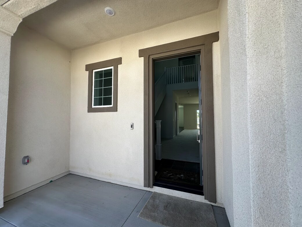 Building Photo - 24392 Calle La Roca