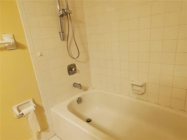 Building Photo - 107 Cypress Ct