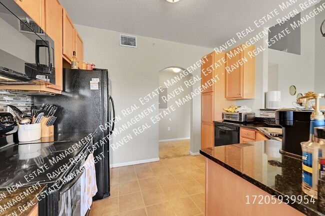 Building Photo - ROOM FOR RENT in spacious 3-Bed 3-Full Bat...