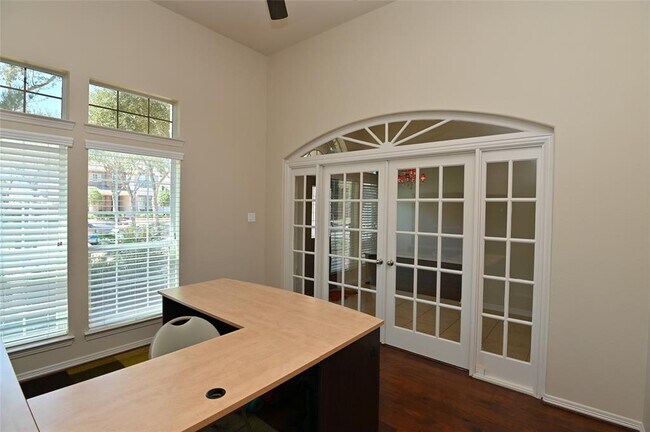 Building Photo - 5215 Field Briar Ln