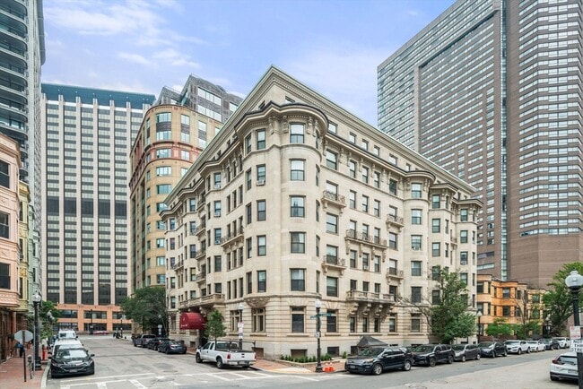 Building Photo - 8 Garrison St