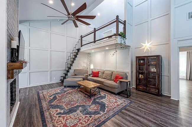 Building Photo - 14427 Briarhills Pkwy