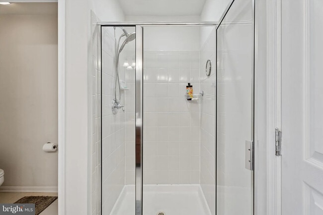 Building Photo - 204 Hudson Dr