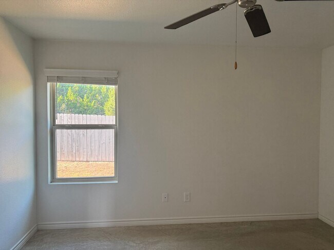 Building Photo - 1801 Emma Naylor Ct