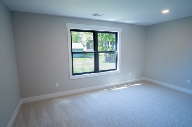 Building Photo - 7269 Yellowstone Dr