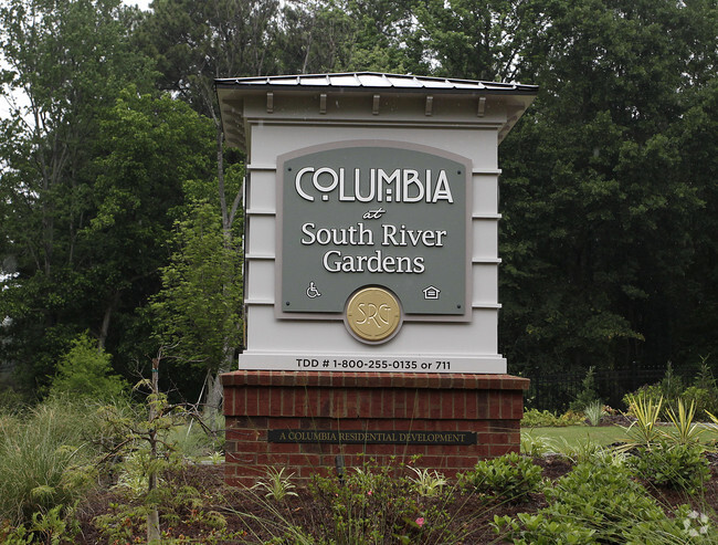 Building Photo - Columbia at South River Gardens