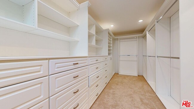 Building Photo - 5826 Ostrom Ave