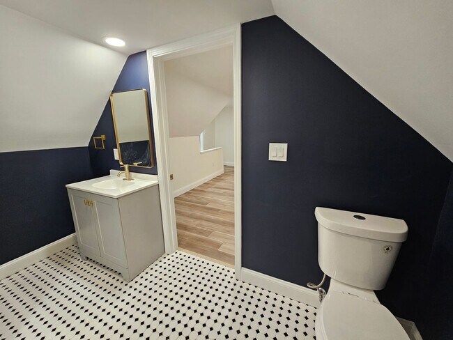 Building Photo - Amazing all new 4 bed 2.5 Bath House for rent!