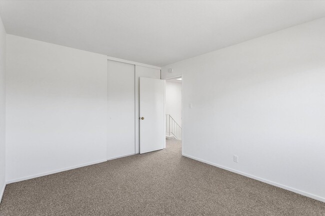 Building Photo - 1145 Bismarck Ln