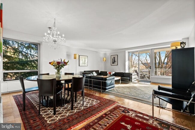 Building Photo - 1435 4th St SW