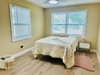 Building Photo - Beautifully Remodeled North Hyde Park Home | Prime Tampa Location