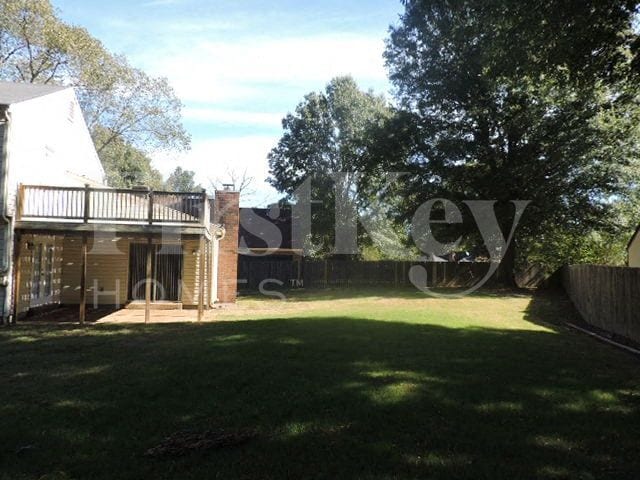 Building Photo - 8601 Thorncliff Fairway