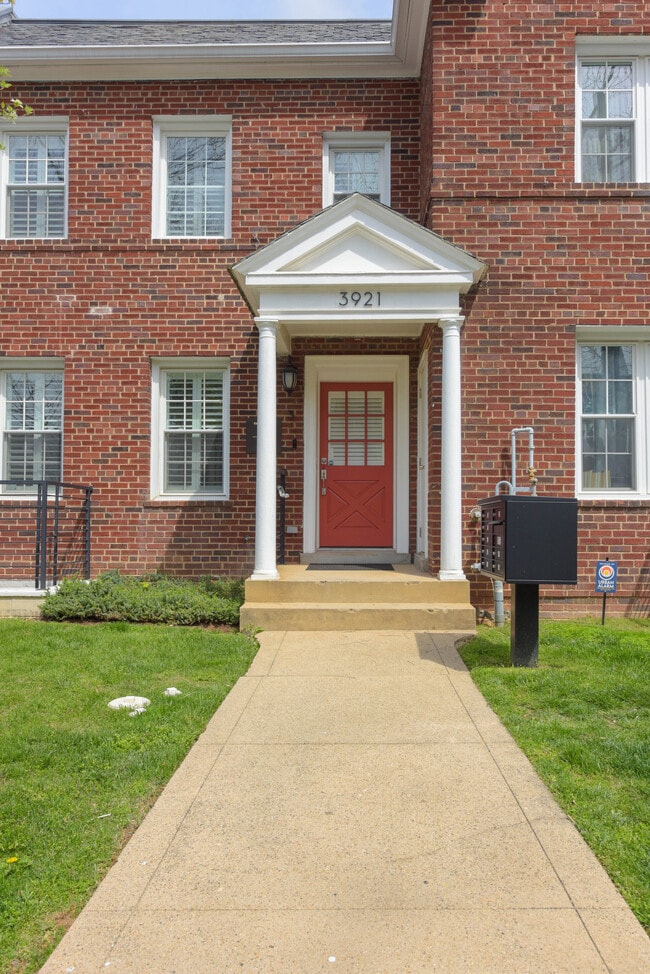 Building Photo - 3921 Fulton St NW