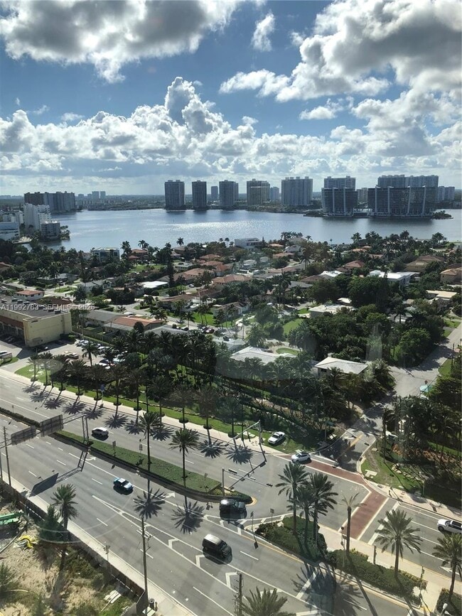 Building Photo - 18911 Collins Ave