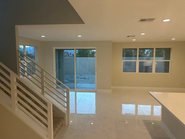 Building Photo - 43275 Passagio Lago Way