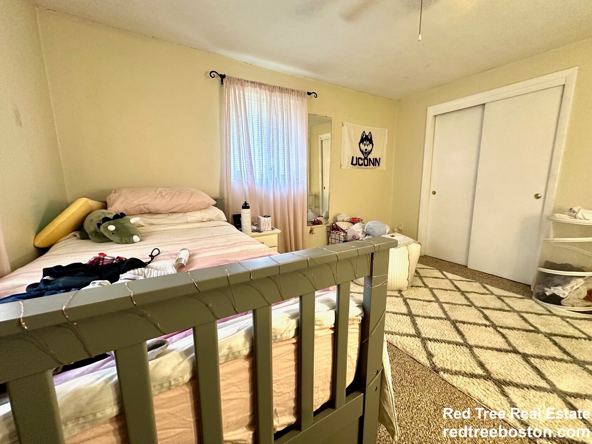 Building Photo - 8 Bryon Rd