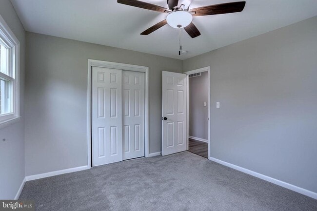 Building Photo - 513 Oak Grove Rd