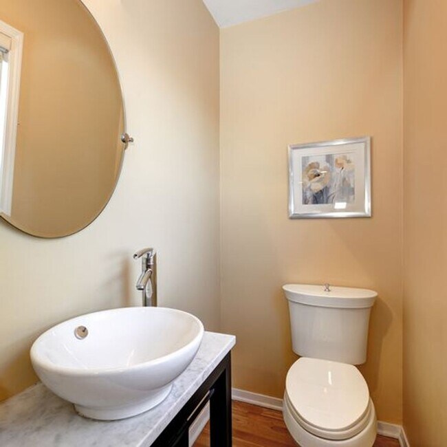 Building Photo - Beautiful 4 Bed, 3.5 Bath Rental home in G...