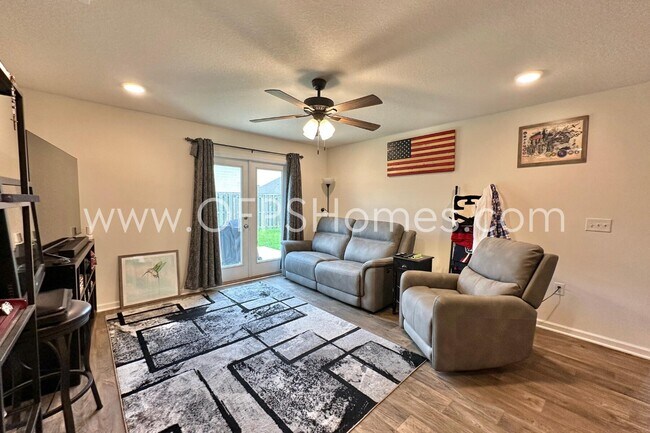 Building Photo - 841 Moorhen Wy