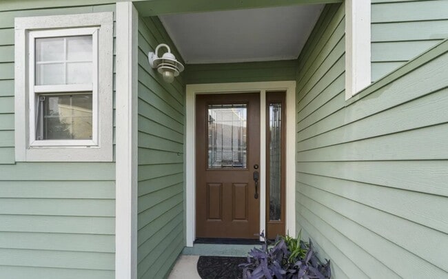 Building Photo - 1442 Spindrift Cir E