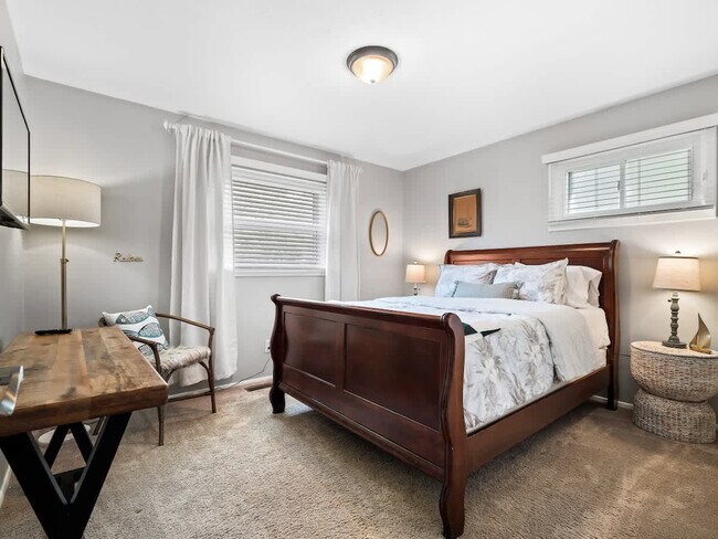 Building Photo - 126 Beachwood Ave