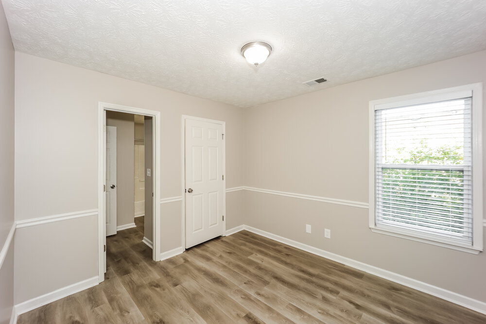 Building Photo - 821 River Mist Dr