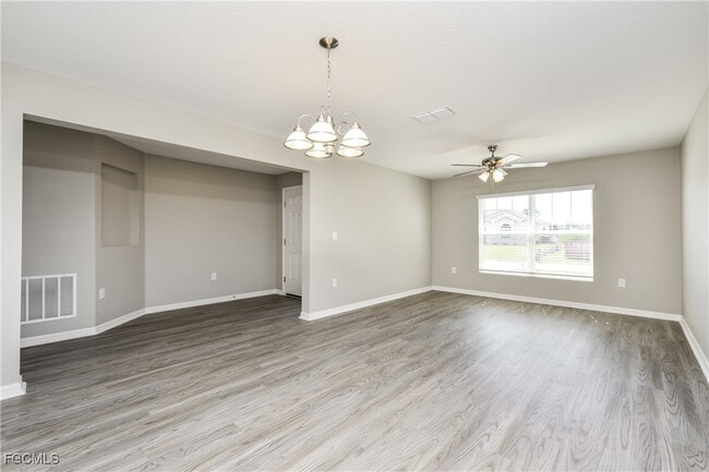 Building Photo - 621 NW 37th Pl