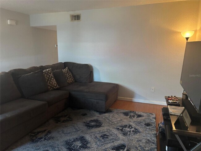 Building Photo - 6080 22nd Ave N