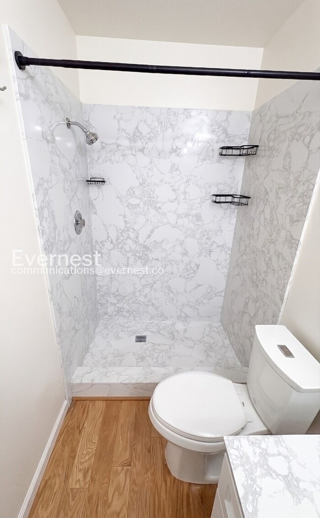 Building Photo - 4-Bed/2-Bath/Available Now!