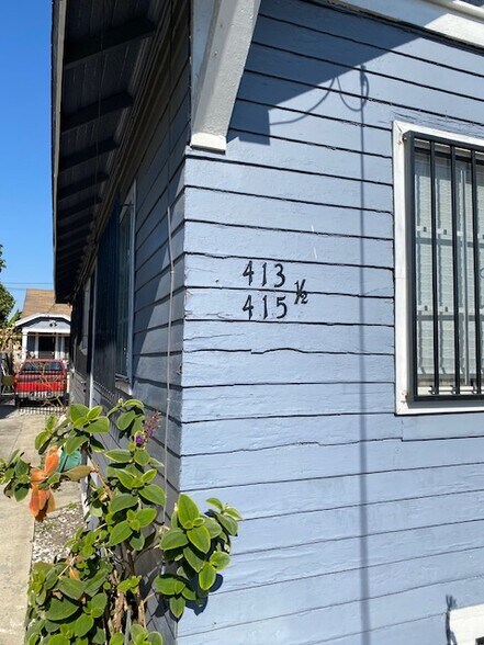 Sideyard - 413 W 53rd St