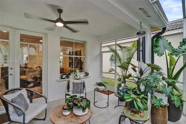 Building Photo - 1725 Winterberry Ln