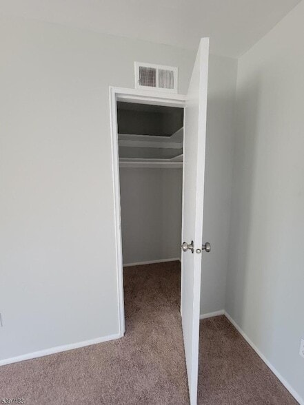 Building Photo - 15 Broad St