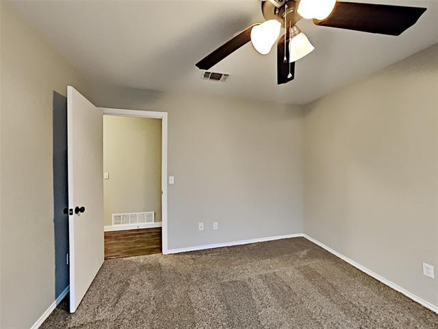 Building Photo - 2412 Flagstone Dr