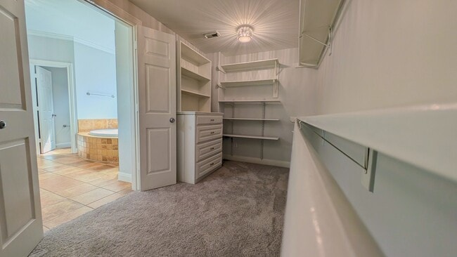 Building Photo - 1307 Riverine Ct
