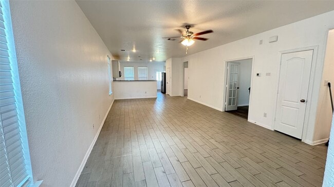 Building Photo - 8111 Royal Palm Ct