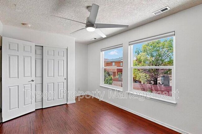 Building Photo - 10527 Brookville St NW