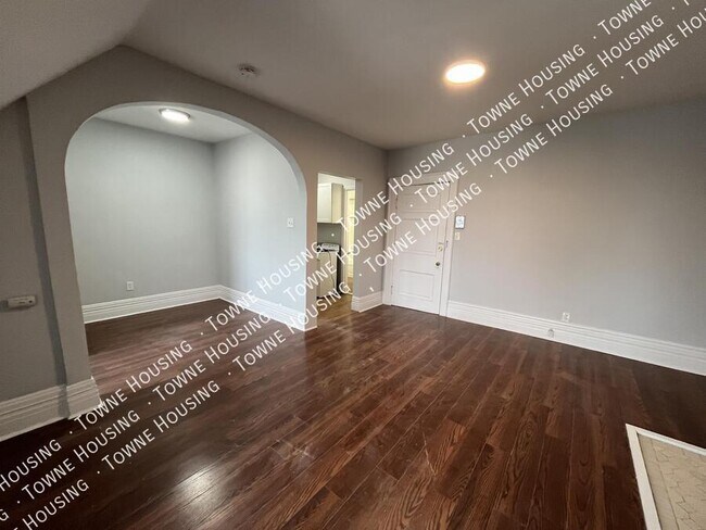 Building Photo - 479 Delaware Ave